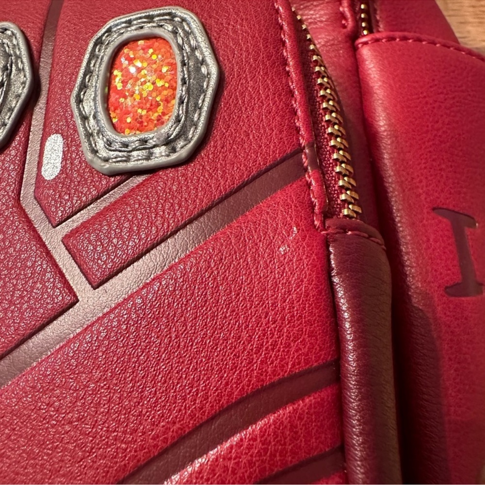 Loungefly Marvel Endgame Iron Gauntlet Backpack - Picture 7 of 7